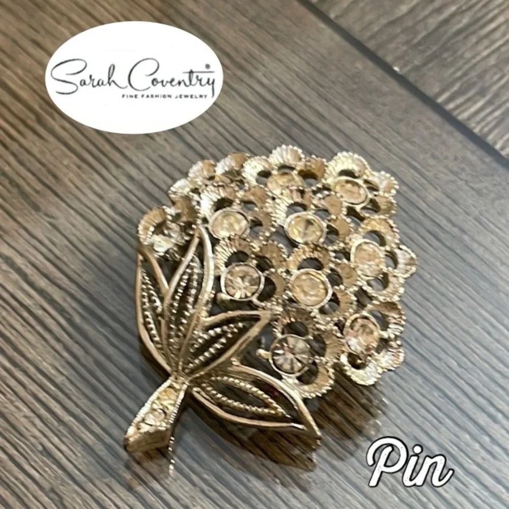 Vintage 1970s SARAH COVENTRY Silver-tone Rhinestones SPARKLE LITES Pin